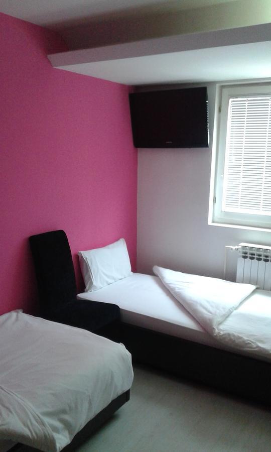 Motel Park Rogatica ภายนอก รูปภาพ