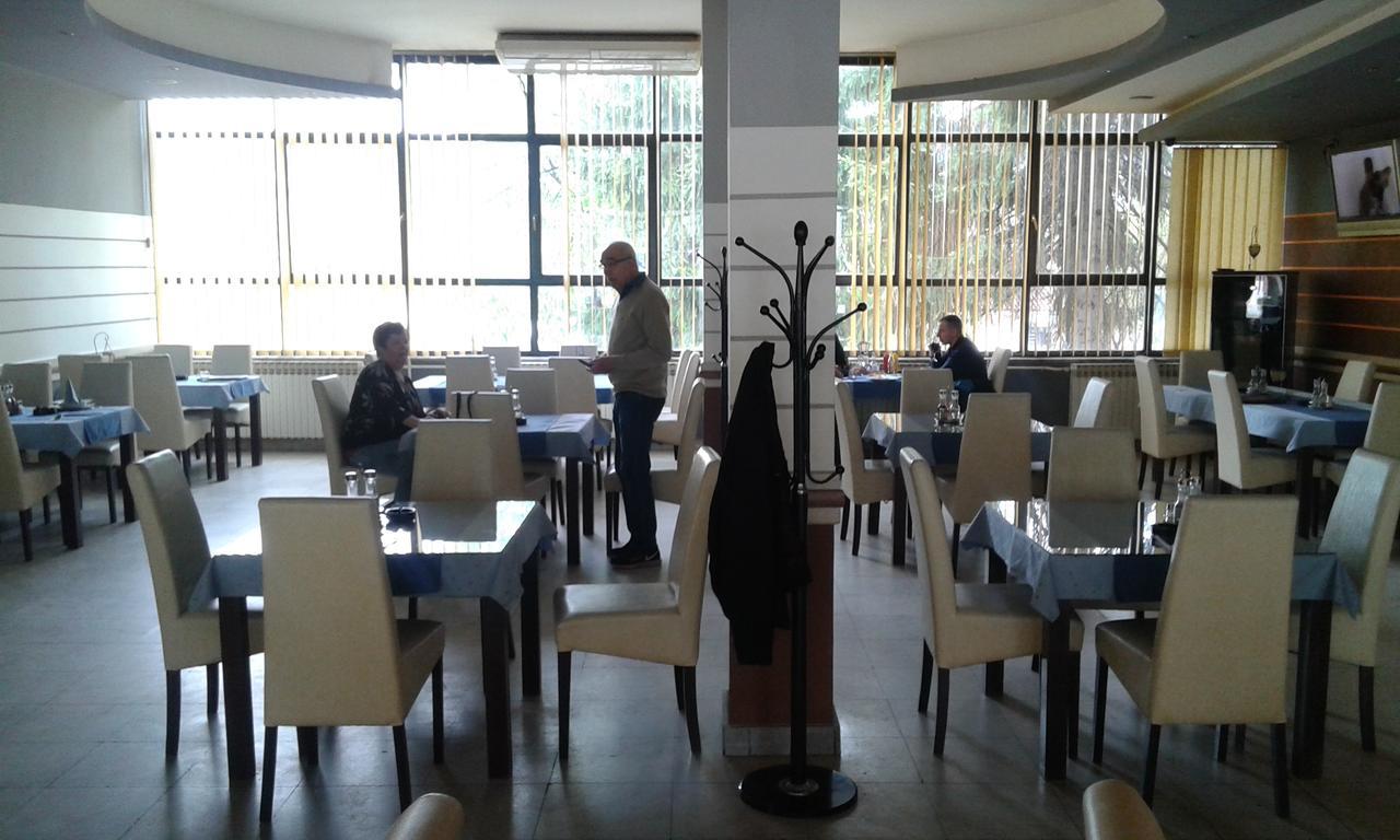 Motel Park Rogatica ภายนอก รูปภาพ